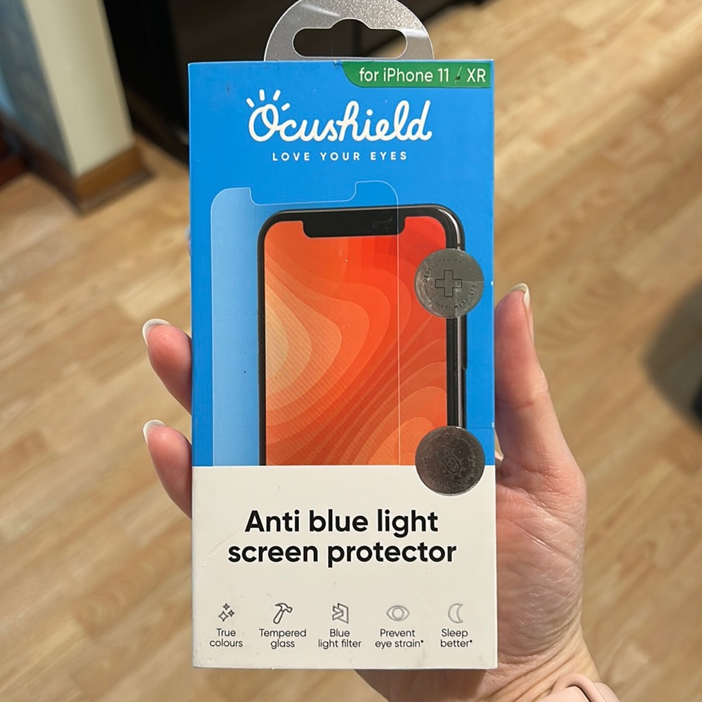 Ocushield anti blue light screen protector iPhone 11